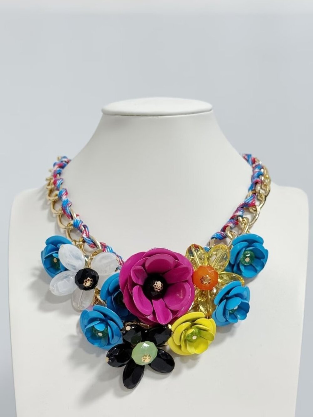 🆕️ Bold colours Flower Chain Necklace NWOT